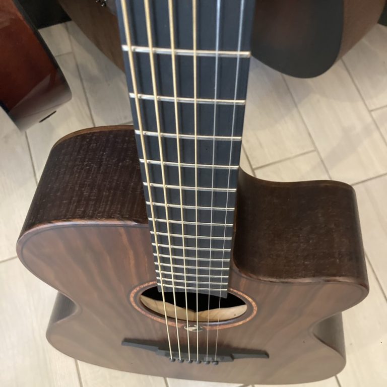 LAG Sauvage-ACE • Auditorium Cutaway – Guitar Shop